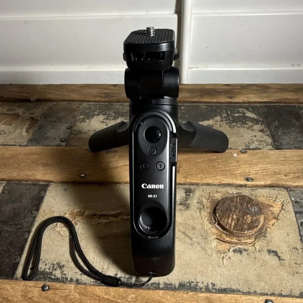 Canon BR-E1 Wireless Bluetooth Remote Control Shutter Release for Cameras